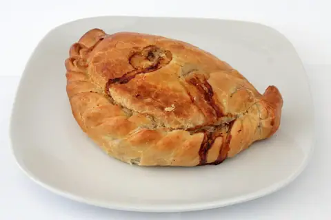 Round and Sons Bakery photo 3